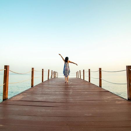 Maia Luxury Beach Hotel & Spa グゼルカミル エクステリア 写真