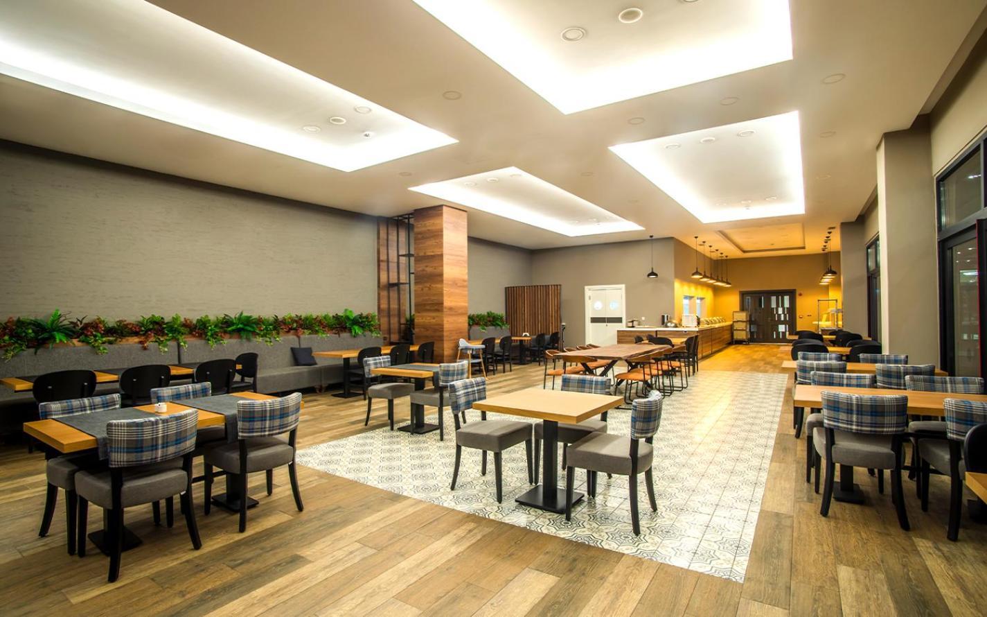 Maia Luxury Beach Hotel & Spa グゼルカミル エクステリア 写真